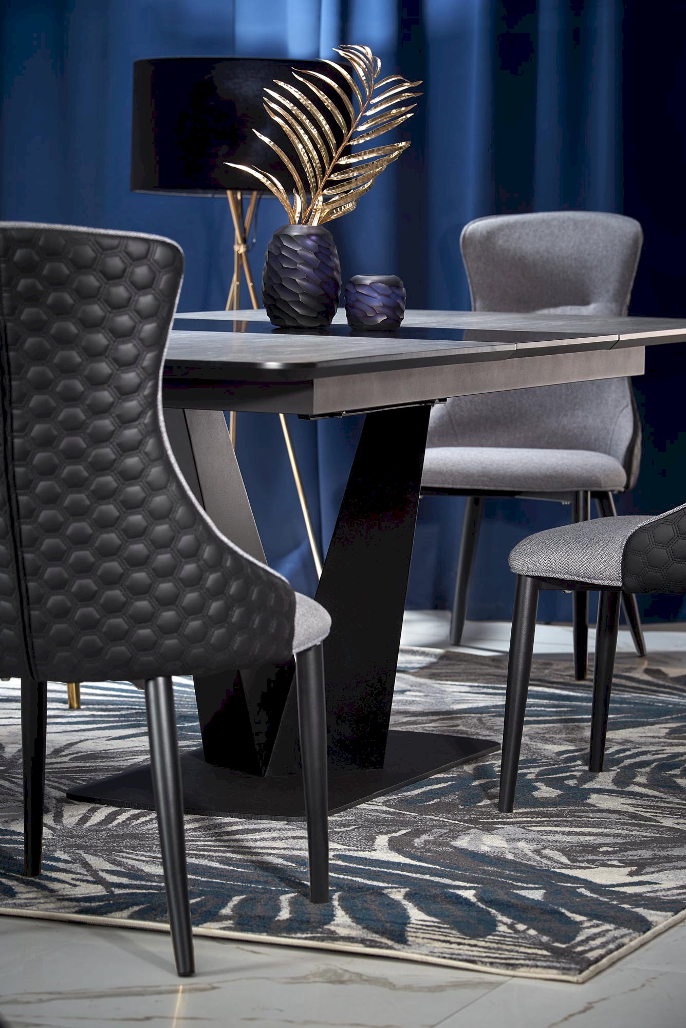 VINSTON stół rozkładany, blat - ciemny popiel / czarny, nogi - czarny