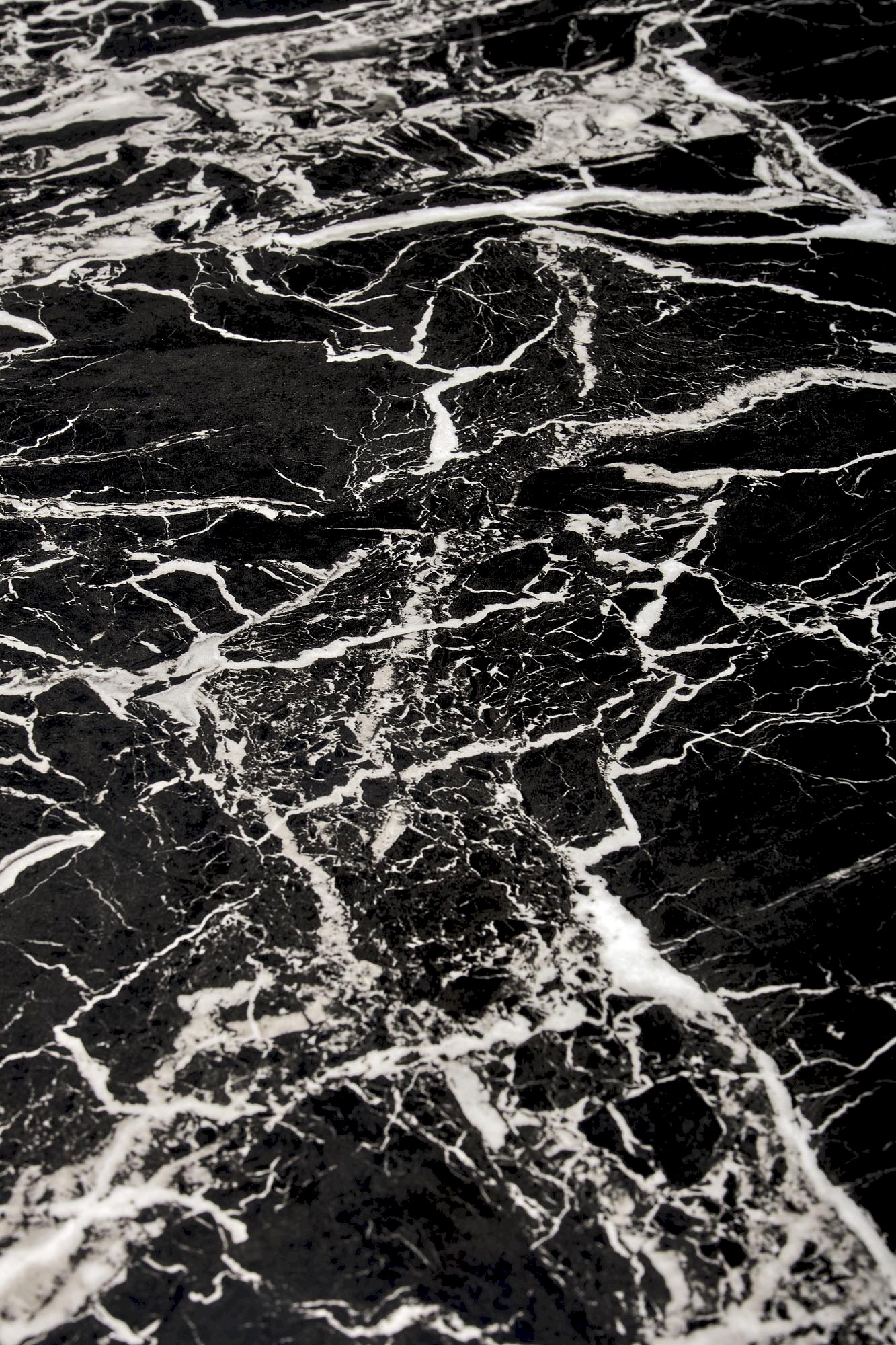 RAYMOND 2 stół, blat - czarny marmur, nogi - złoty