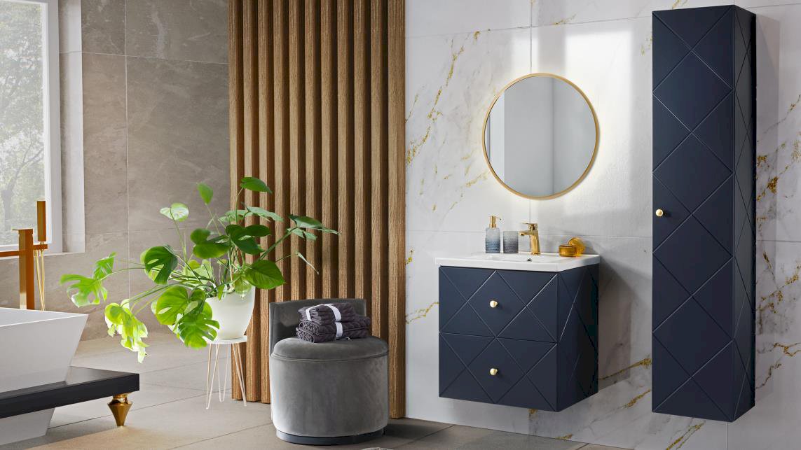 LUNA FI600 LUSTRO LED W CZARNEJ RAMIE Z WYŁĄCZNIKIEM