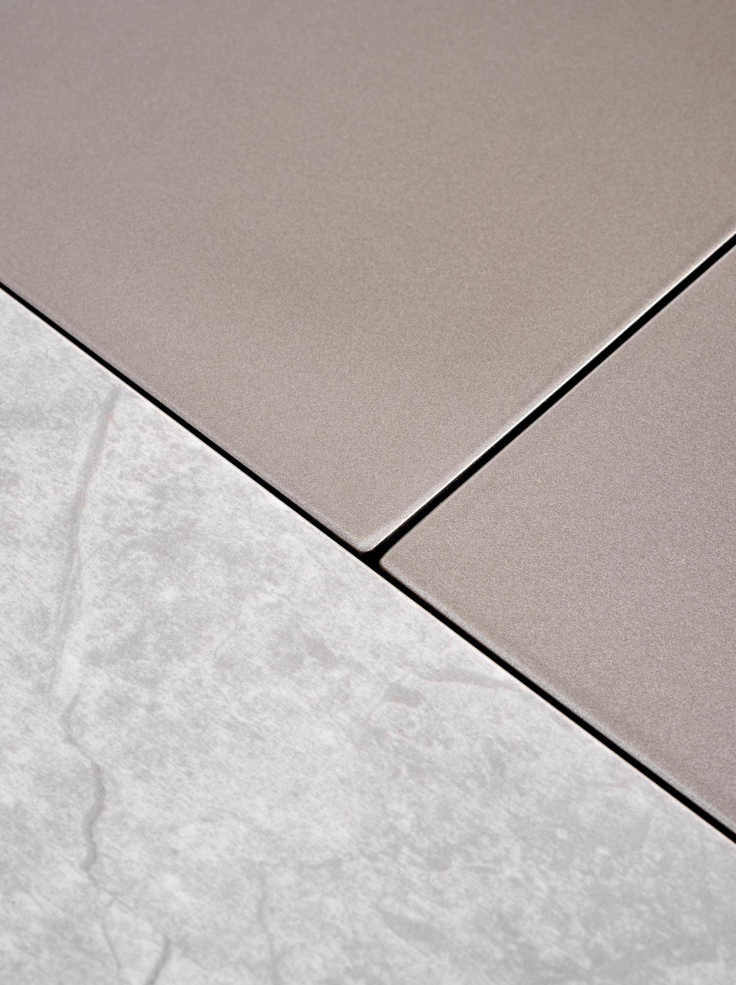 VALENTINO stół rozkładany jasny popiel/złoty