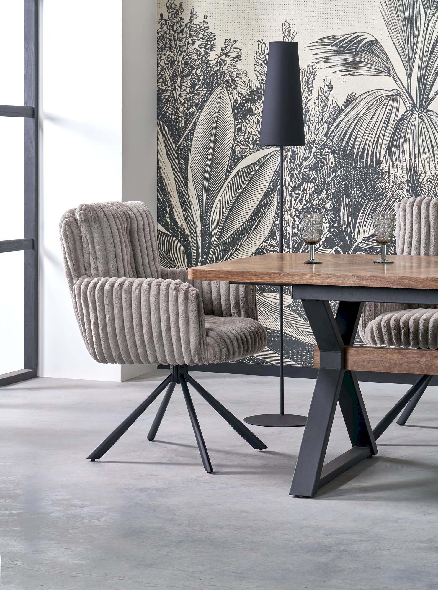 K572 krzesło popielaty