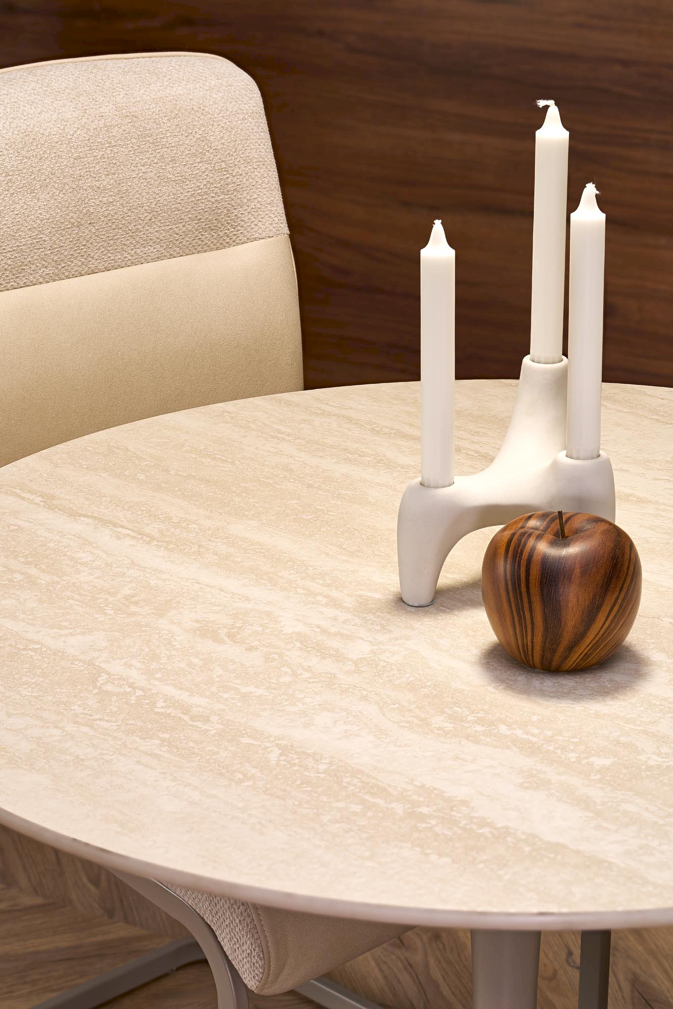 K584 krzesło beżowy / kaszmir