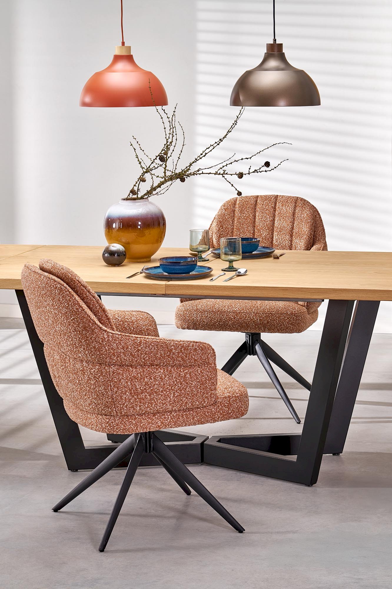 K570 krzesło cynamonowy (1p=2 szt)