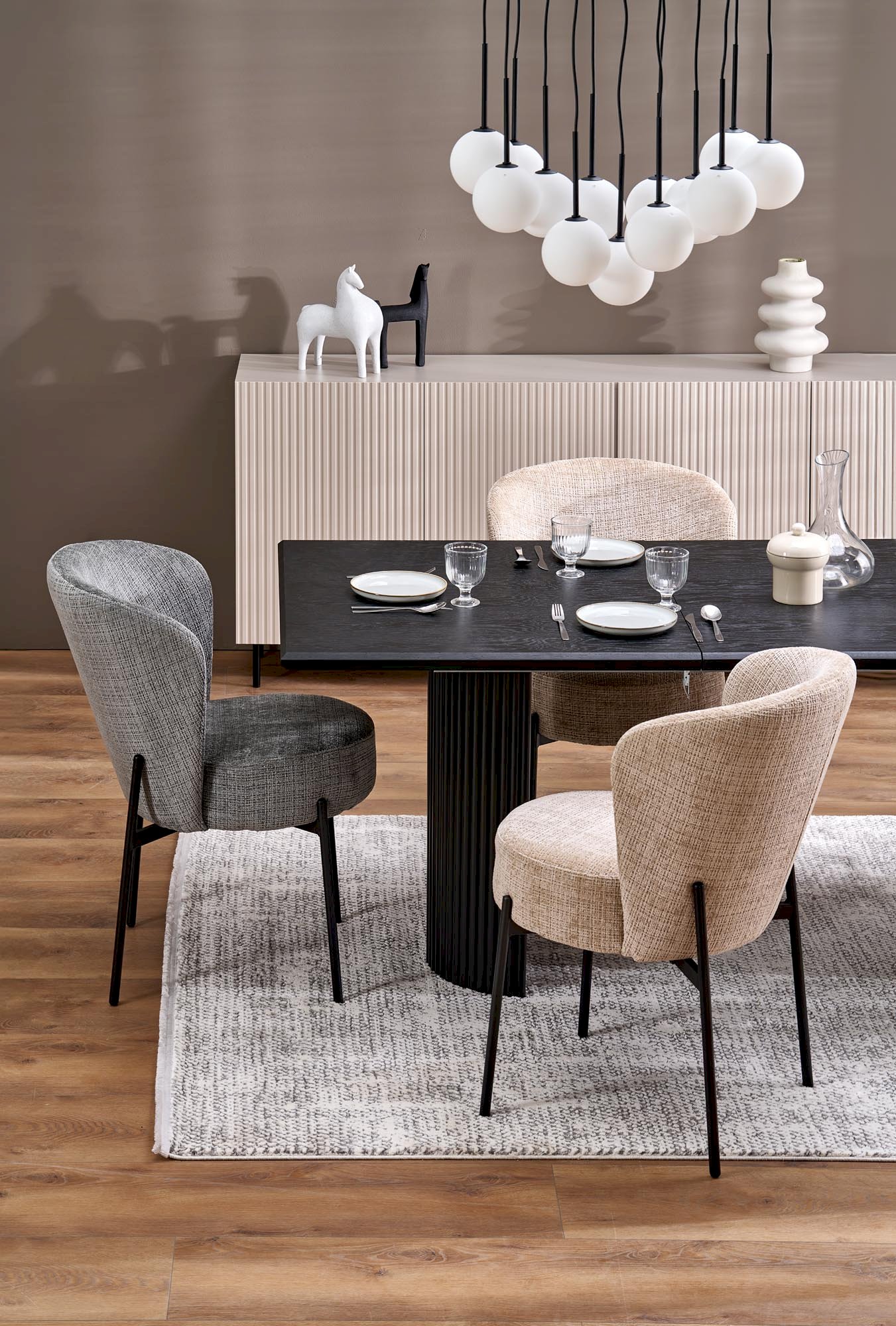 K590 krzesło beżowy