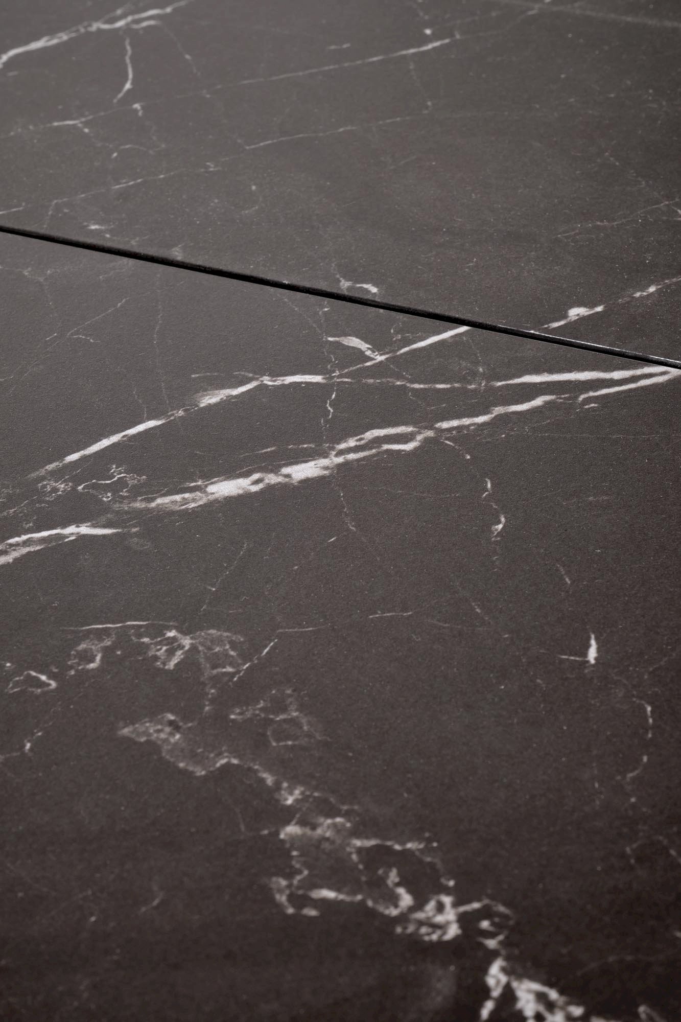 VOLANT 140 stół rozkładany, blat - czarny marmur, nogi - dąb złoty / czarny