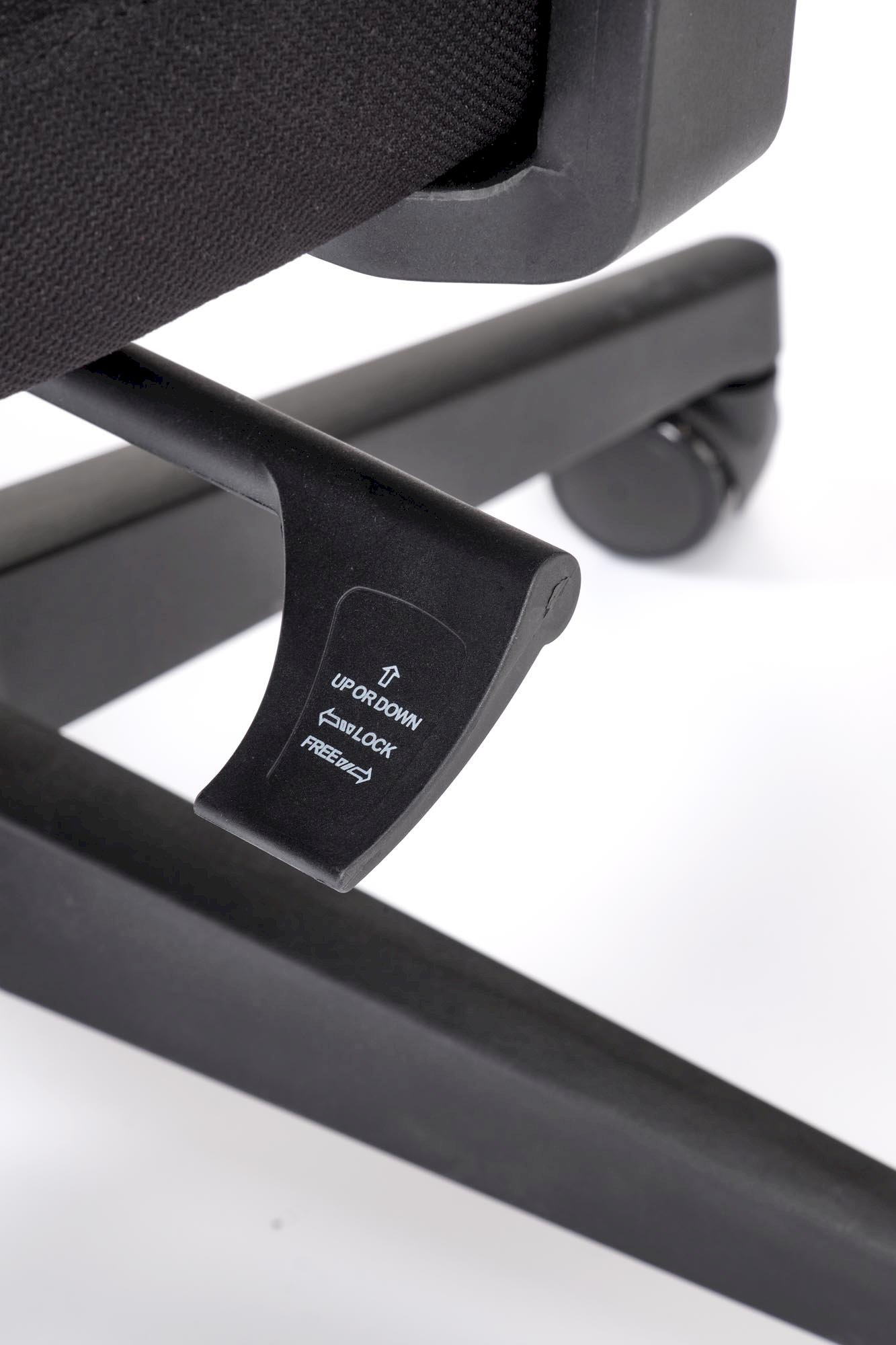 SONAR fotel gabinetowy czarny