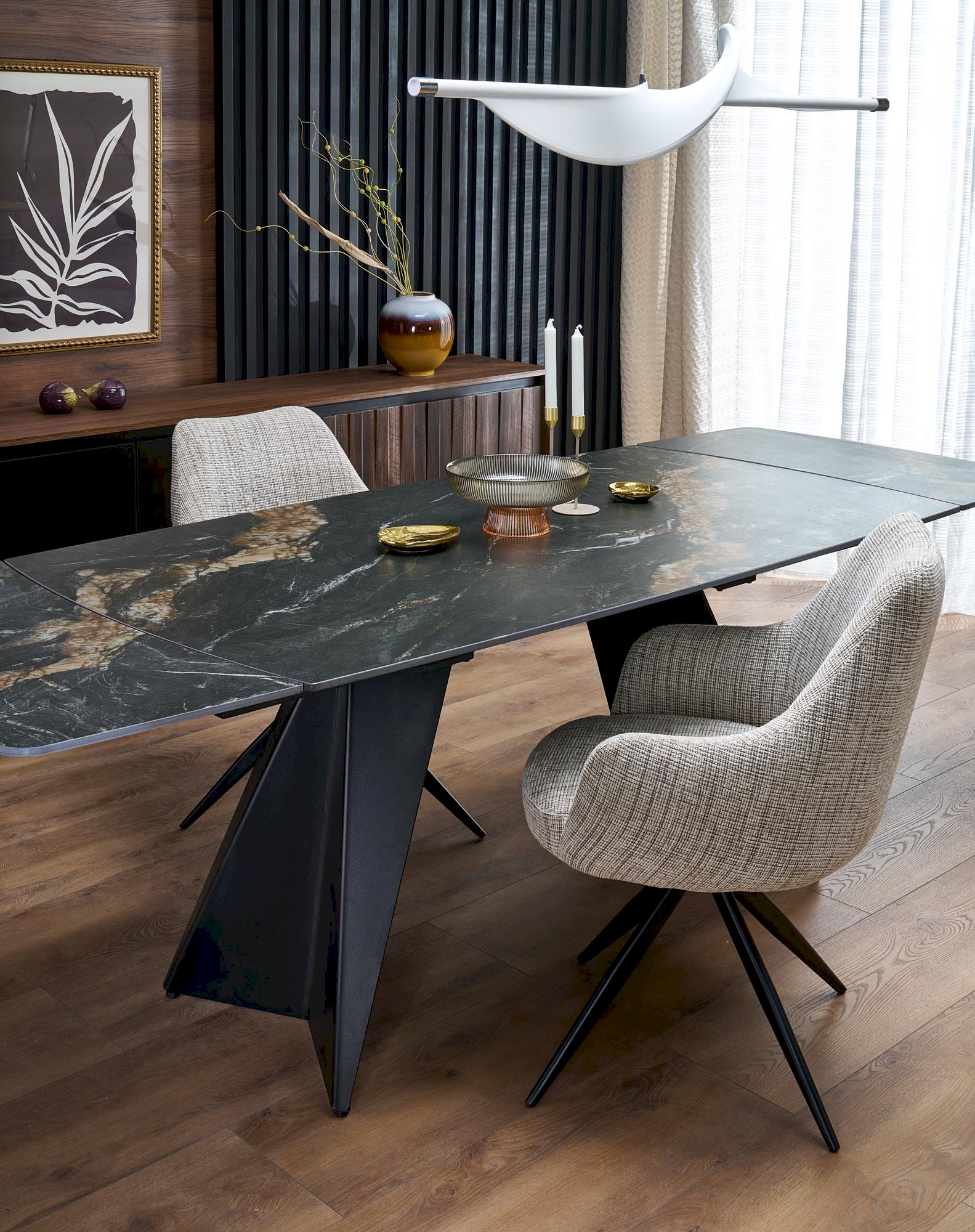 ARMANI stół rozkładany, czarny marmur / czarny