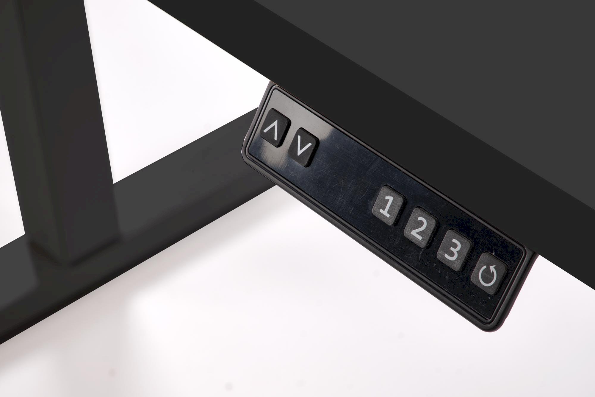 B54 biurko z funkcją regulacji wysokości, blat - czarny, stelaż - czarny