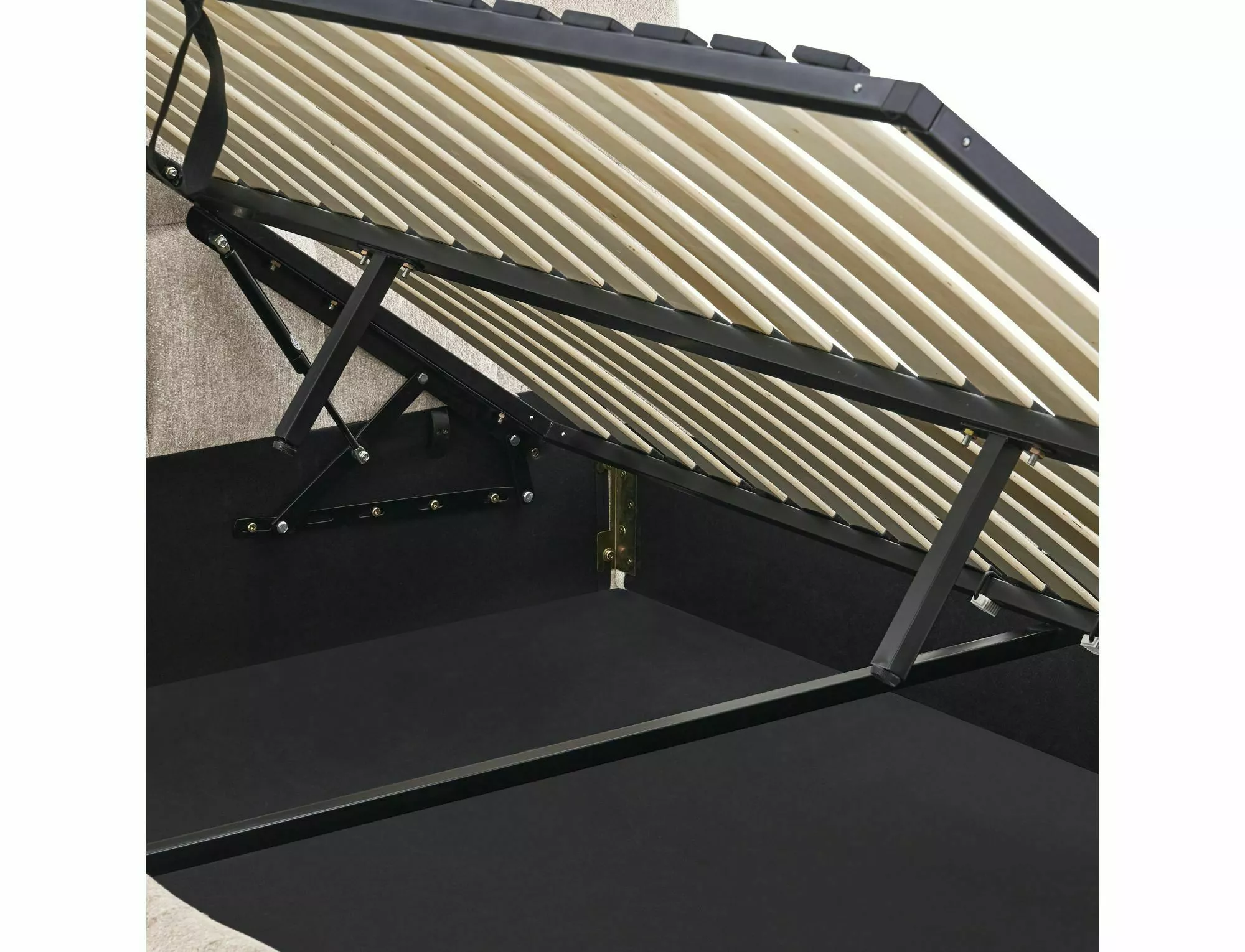 łóżko parma raven