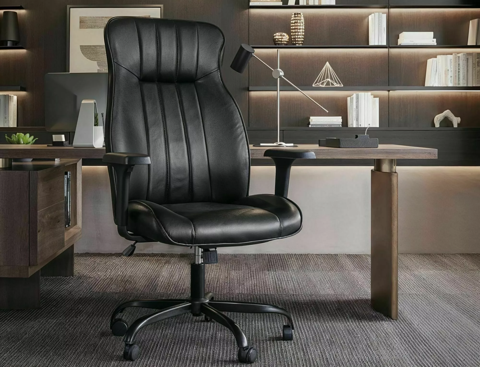 Fotel obrotowy q-093