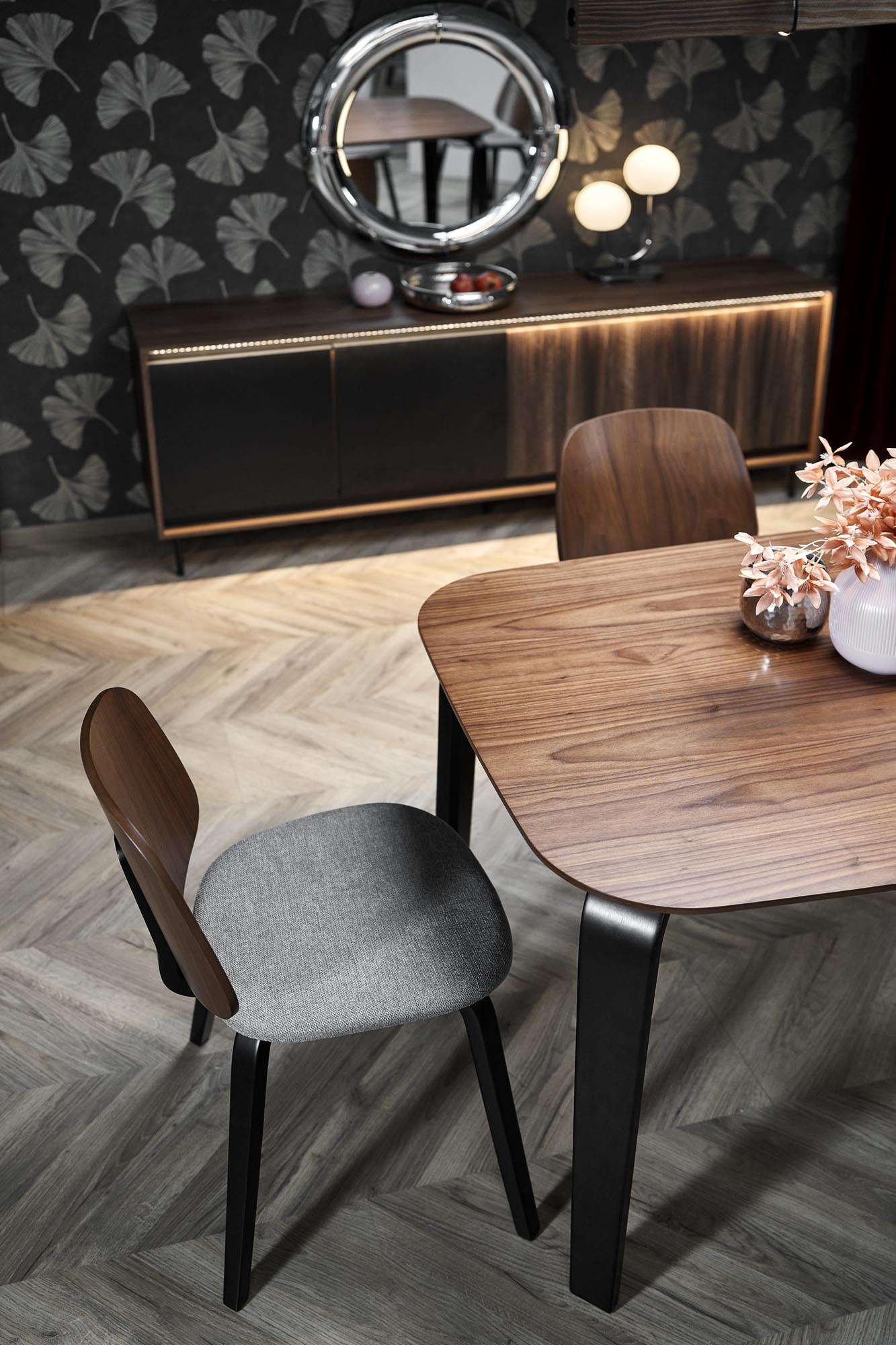 PEDRO stół, blat - orzechowy, noga - czarny