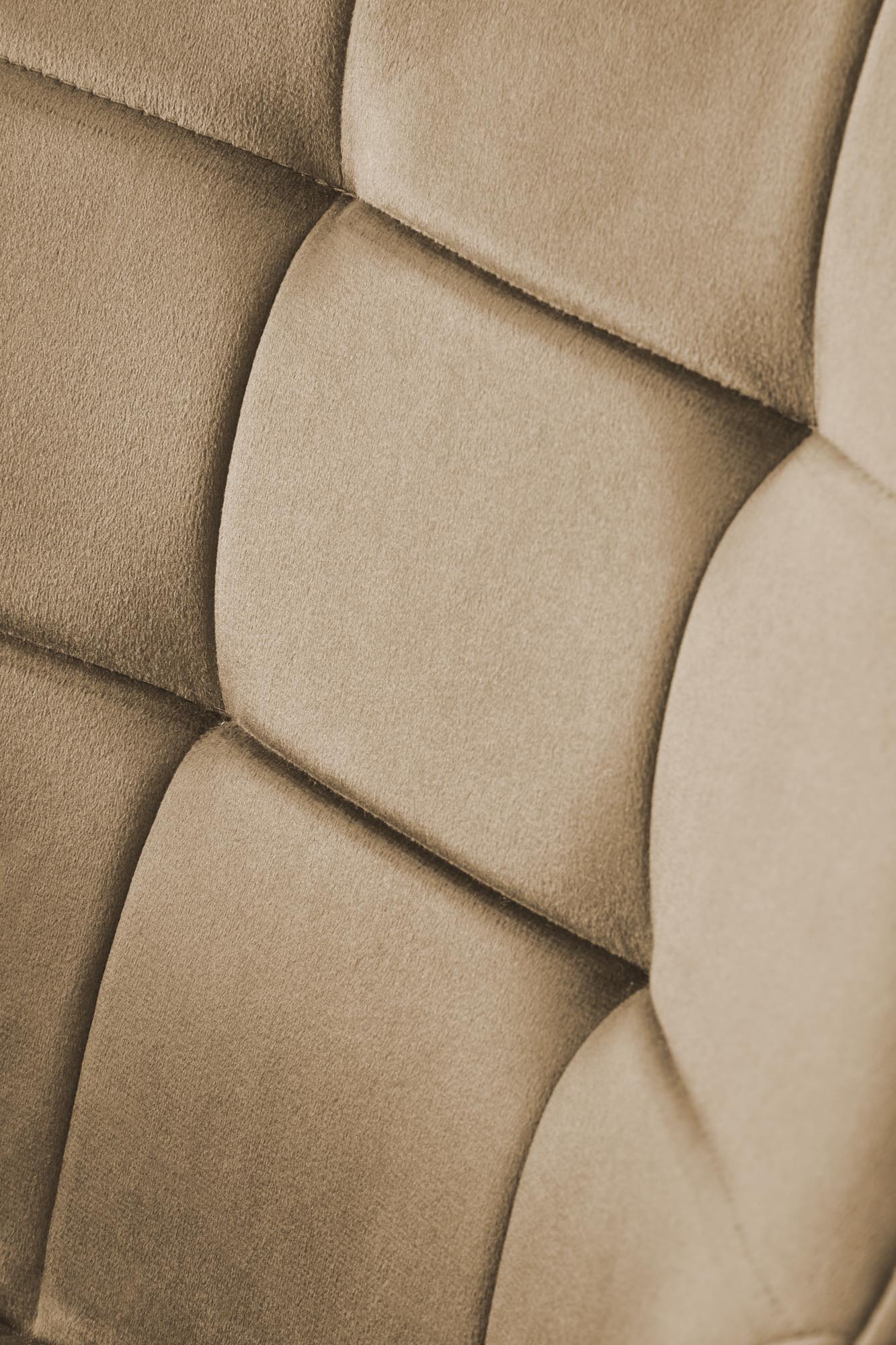 K588 krzesło beżowy