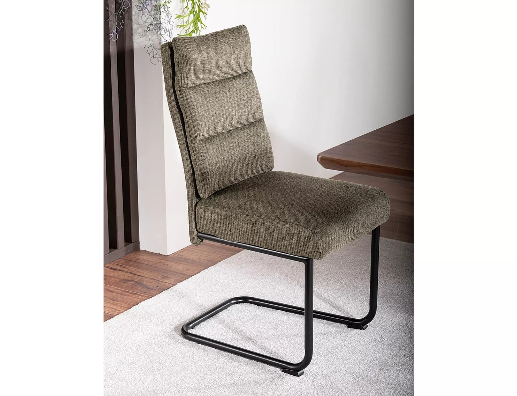 Krzesło berry brego