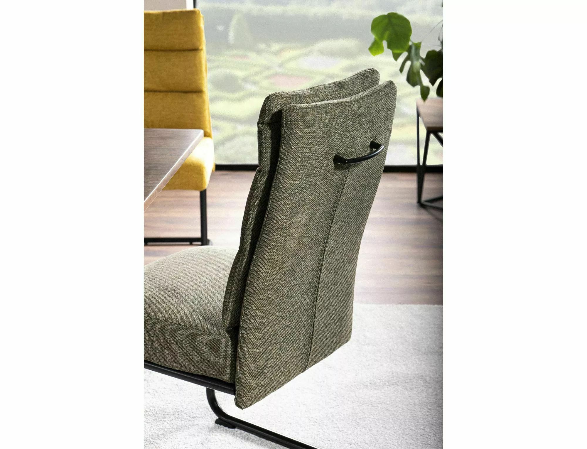 Krzesło berry brego